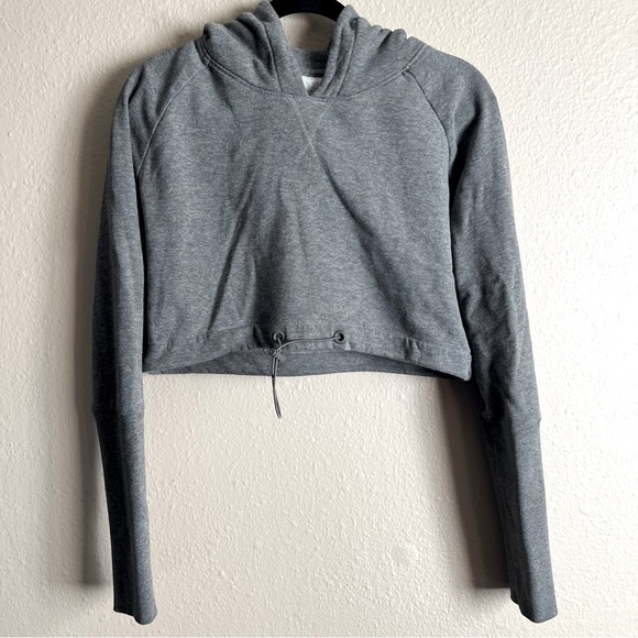 Gymshark Tops - Gymshark Cropped Hoodie Gray NO SIZE TAG